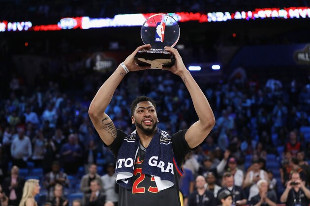 NEW ORLEANS, LA - FEBRUARY 19:  Anthony Davis #23 of the New Orleans Pelicans celebrates with the 2017 NBA All-Star Game MVP trophy after the 2017 NBA All-Star Game at Smoothie King Center on February 19, 2017 in New Orleans, Louisiana. NOTE TO USER: User expressly acknowledges and agrees that, by downloading and/or using this photograph, user is consenting to the terms and conditions of the Getty Images License Agreement.  (Photo by Ronald Martinez/Getty Images)