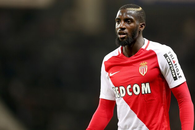 TOULOUSE, FRANCE - OCTOBER 14:  Tiemoue Bakayoko of Monaco looks on during the French Ligue 1 match between Toulouse and Monaco at Stadium on October 14, 2016 in Toulouse, France.  (Photo by Romain Perrocheau/Getty Images)
