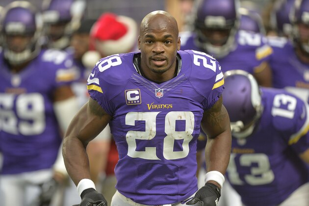 MINNEAPOLIS, MN - DECEMBER 18: Adrian Peterson #28 of the Minnesota Vikings runs off the field after warmups prior to an NFL game against the Indianapolis Colts at U.S. Bank Stadium on December 18, 2016 in Minneapolis, Minnesota. (Photo by Tom Dahlin/Getty Images)
