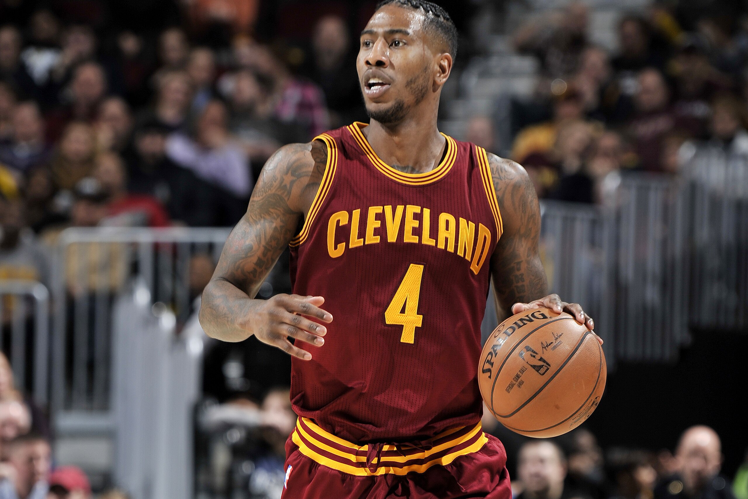 CLEVELAND, OH - FEBRUARY 1: Iman Shumpert #4 of the Cleveland Cavaliers brings the ball up court during the game against the Minnesota Timberwolves on February 1, 2017 at Quicken Loans Arena in Cleveland, Ohio.  NOTE TO USER: User expressly acknowledges and agrees that, by downloading and or using this Photograph, user is consenting to the terms and conditions of the Getty Images License Agreement. Mandatory Copyright Notice: Copyright 2017 NBAE (Photo by David Liam Kyle/NBAE via Getty Images)