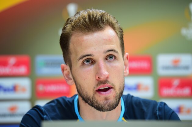 ENFIELD, ENGLAND - FEBRUARY 22:  Harry Kane of Tottenham Hotspur speaks during Tottenham Hotspur Press Conference at Tottenham Hotspur Training Ground on February 22, 2017 in Enfield, England.  (Photo by Tony Marshall/Getty Images)