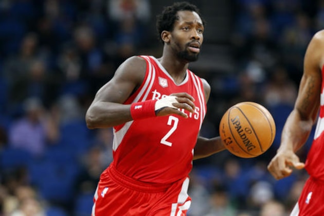 Houston Rockets' Patrick Beverley plays against the Minnesota Timberwolves during the first quarter of an NBA basketball game Wednesday, Jan. 11, 2017, in Minneapolis. (AP Photo/Jim Mone)