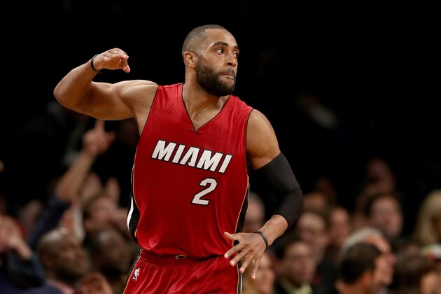 NEW YORK, NY - JANUARY 25:  Wayne Ellington #2 of the Miami Heat celebrates his three point shot in the fourth quarter against the Brooklyn Nets at the Barclays Center on January 25, 2017 in the Brooklyn borough of New York City.The Miami Heat defeated the Brooklyn Nets 109-106.  NOTE TO USER: User expressly acknowledges and agrees that, by downloading and or using this Photograph, user is consenting to the terms and conditions of the Getty Images License Agreement.  (Photo by Elsa/Getty Images)
