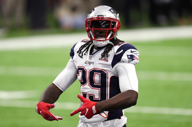 HOUSTON, TX - FEBRUARY 05: LeGarrette Blount #29 of the New England Patriots warms up prior to Super Bowl 51 against the Atlanta Falcons at NRG Stadium on February 5, 2017 in Houston, Texas.  (Photo by Patrick Smith/Getty Images)