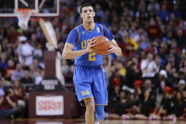 LOS ANGELES, CA - JANUARY 25:  Lonzo Ball #2 of the UCLA Bruins handles the ball against the USC Trojans during a NCAA Pac12 conference college basketball game at Galen Center on January 25, 2017 in Los Angeles, California.  (Photo by Leon Bennett/Getty Images)