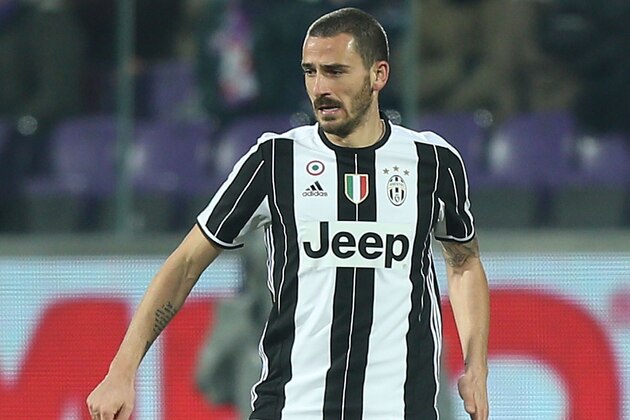 FLORENCE, ITALY - JANUARY 15: Leonardo Bonucci of Juventus FC in action during the Serie A match between ACF Fiorentina and Juventus FC at Stadio Artemio Franchi on January 15, 2017 in Florence, Italy.  (Photo by Gabriele Maltinti/Getty Images)