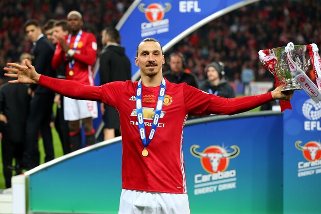 LONDON, ENGLAND - FEBRUARY 26:  Zlatan Ibrahimovic of Manchester United celebrates victory with the trophy after during the EFL Cup Final between Manchester United and Southampton at Wembley Stadium on February 26, 2017 in London, England. Manchester United beat Southampton 3-2.  (Photo by Alex Livesey/Getty Images)