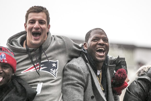 BOSTON, MA - FEBRUARY 07: Rob Gronkowski and Martellus Bennett of the New England Patriots celebrate during the Super Bowl victory parade on February 7, 2017 in Boston, Massachusetts. The Patriots defeated the Atlanta Falcons 34-28 in overtime in Super Bowl 51. (Photo by Billie Weiss/Getty Images)