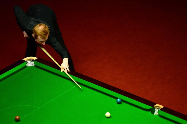 SHEFFIELD, ENGLAND - APRIL 22: Anthony McGill of Scotland plays a shot during his second round match against Marco Fu of Hong Kong on day seven of the World Snooker Championship at The Crucible Theatre on April 22, 2016 in Sheffield, England. (Photo by Dan Mullan/Getty Images) SHEFFIELD, ENGLAND - APRIL 22: Anthony McGill of Scotland plays a shot during his second round match against Marco Fu of Hong Kong on day seven of the World Snooker Championship at The Crucible Theatre on April 22, 2016 in Sheffield, England. (Photo by Dan Mullan/Getty Images)