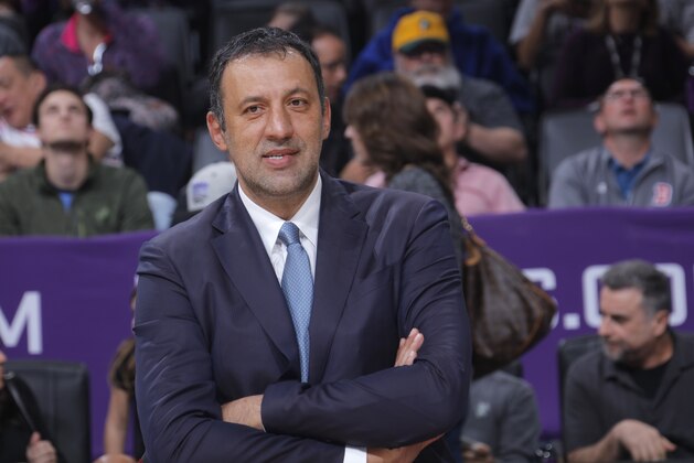 SACRAMENTO, CA - FEBRUARY 12: Vice president Vlade Divac of the Sacramento Kings looks on during the game against the New Orleans Pelicans on February 12, 2017 at Golden 1 Center in Sacramento, California. NOTE TO USER: User expressly acknowledges and agrees that, by downloading and or using this photograph, User is consenting to the terms and conditions of the Getty Images Agreement. Mandatory Copyright Notice: Copyright 2017 NBAE (Photo by Rocky Widner/NBAE via Getty Images)