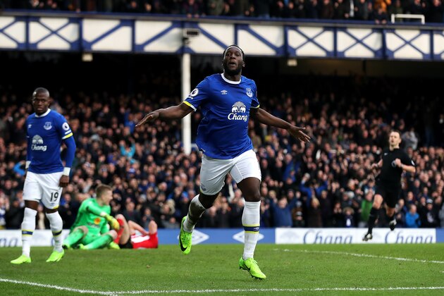 LIVERPOOL, ENGLAND - FEBRUARY 25: Romelu Lukaku of Everton celebrates scoring his side's second goal during the Premier League match between Everton and Sunderland at Goodison Park on February 25, 2017 in Liverpool, England. (Photo by Chris Brunskill Ltd/Getty Images)