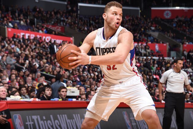 LOS ANGELES, CA - FEBRUARY 24: Blake Griffin #32 of the LA Clippers handles the ball against the San Antonio Spurs  on February 24, 2017 at STAPLES Center in Los Angeles, California. NOTE TO USER: User expressly acknowledges and agrees that, by downloading and/or using this Photograph, user is consenting to the terms and conditions of the Getty Images License Agreement. Mandatory Copyright Notice: Copyright 2017 NBAE (Photo by Andrew D. Bernstein/NBAE via Getty Images)