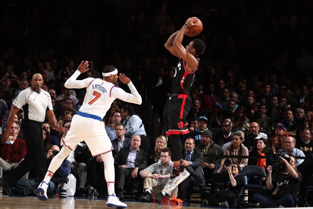 NEW YORK, NY - FEBRUARY 27:  DeMar DeRozan #10 of the Toronto Raptors shoots the ball against the New York Knicks on February 27, 2017 at Madison Square Garden in New York City.  NOTE TO USER: User expressly acknowledges and agrees that, by downloading and or using this photograph, User is consenting to the terms and conditions of the Getty Images License Agreement. Mandatory Copyright Notice: Copyright 2016 NBAE  (Photo by Nathaniel S. Butler/NBAE via Getty Images)