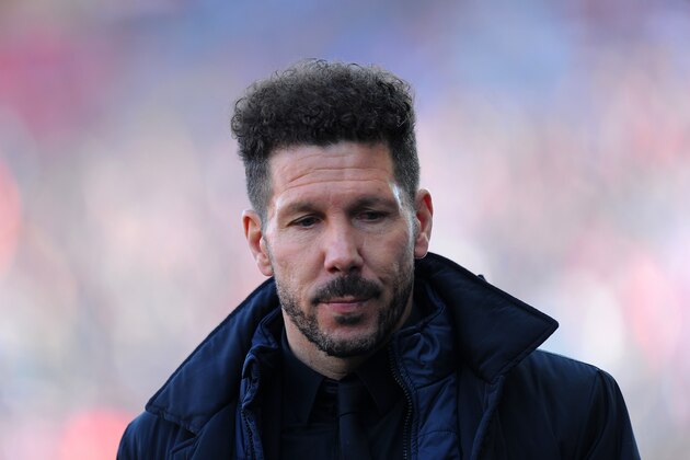 MADRID, SPAIN - FEBRUARY 26:  Head coach Diego Simeone of Club Atletico de Madrid looks on before the start of the La Liga match between Club Atletico de Madrid and FC Barcelona at Vicente Calderon Stadium on February 26, 2017 in Madrid, Spain.  (Photo by Denis Doyle/Getty Images)