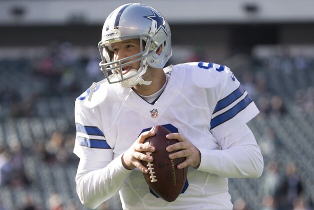 PHILADELPHIA, PA - JANUARY 1: Tony Romo #9 of the Dallas Cowboys warms up prior to the game against the Philadelphia Eagles at Lincoln Financial Field on January 1, 2017 in Philadelphia, Pennsylvania. The Eagles defeated the Cowboys 27-13. (Photo by Mitchell Leff/Getty Images)