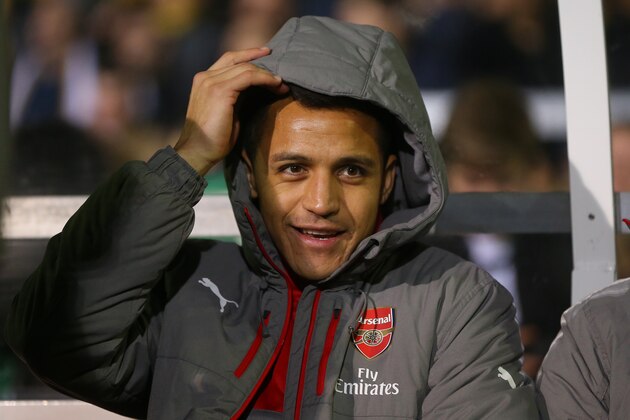 SUTTON, GREATER LONDON - FEBRUARY 20: Alexis Sanchez of Arsenal during The Emirates FA Cup Fifth Round match between Sutton United and Arsenal on February 20, 2017 in Sutton, Greater London. (Photo by Catherine Ivill - AMA/Getty Images)