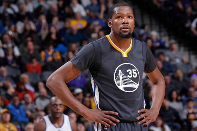 SACRAMENTO, CA - FEBRUARY 4: Kevin Durant #35 of the Golden State Warriors looks on during the game against the Sacramento Kings on February 4, 2017 at Golden 1 Center in Sacramento, California. NOTE TO USER: User expressly acknowledges and agrees that, by downloading and or using this photograph, User is consenting to the terms and conditions of the Getty Images Agreement. Mandatory Copyright Notice: Copyright 2017 NBAE (Photo by Rocky Widner/NBAE via Getty Images)