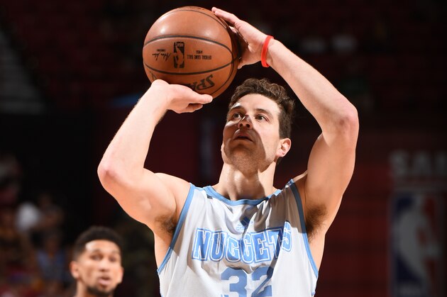 LAS VEGAS, NV - JULY 16: Jimmer Fredette #32 of the Denver Nuggets shoots against the Phoenix Suns during the 2016 NBA Las Vegas Summer League on July 16, 2016 at Thomas & Mack Center in Las Vegas, Nevada. NOTE TO USER: User expressly acknowledges and agrees that, by downloading and or using this Photograph, user is consenting to the terms and conditions of the Getty Images License Agreement. Mandatory Copyright Notice: Copyright 2016 NBAE (Photo by Garrett Ellwood/NBAE via Getty Images)