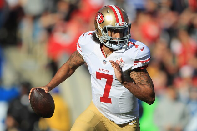 LOS ANGELES, CA - DECEMBER 24:  Colin Kaepernick #7 of the San Francisco 49ers scrambles during the first half against the Los Angeles Rams at Los Angeles Memorial Coliseum on December 24, 2016 in Los Angeles, California.  (Photo by Sean M. Haffey/Getty Images)