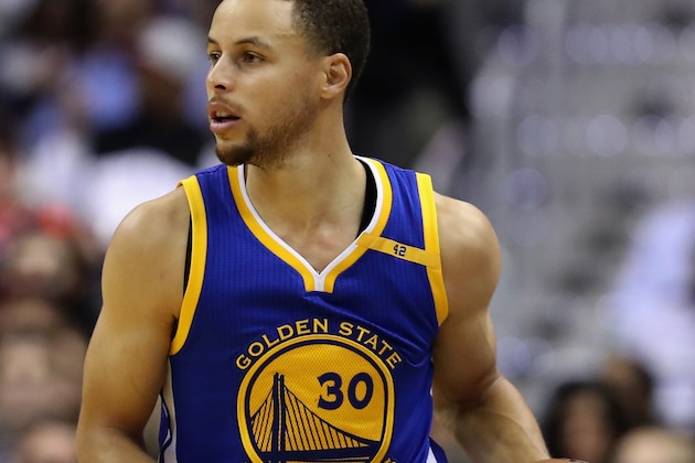 WASHINGTON, DC - FEBRUARY 28:  Stephen Curry #30 of the Golden State Warriors dribbles the ball against the Washington Wizards in the first half at Verizon Center on February 28, 2017 in Washington, DC. NOTE TO USER: User expressly acknowledges and agrees that, by downloading and or using this photograph, User is consenting to the terms and conditions of the Getty Images License Agreement.  (Photo by Rob Carr/Getty Images)