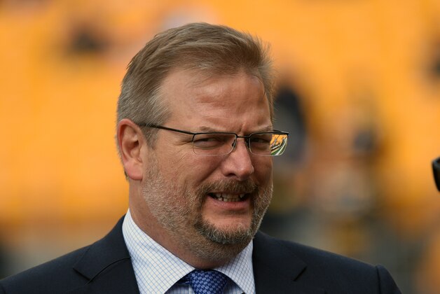 PITTSBURGH, PA - OCTOBER 09: General Manager Mike Maccagnan of the New York Jets looks on from the sideline before a game against the Pittsburgh Steelers at Heinz Field on October 9, 2016 in Pittsburgh, Pennsylvania. The Steelers defeated the Jets 31-13.  (Photo by George Gojkovich/Getty Images)