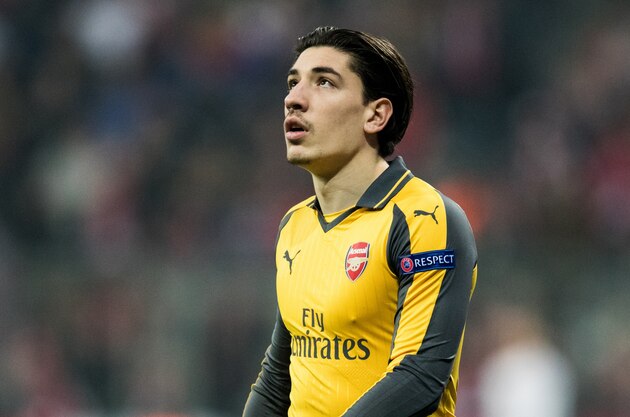 MUNICH, GERMANY - FEBRUARY 15:  Hector Bellerin of Arsenal looks on during the UEFA Champions League Round of 16 first leg match between FC Bayern Muenchen and Arsenal FC at Allianz Arena on February 15, 2017 in Munich, Germany.  (Photo by Boris Streubel/Getty Images)