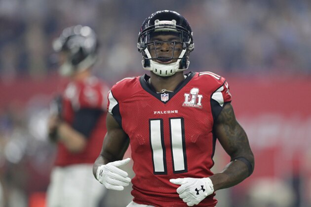 HOUSTON, TX - FEBRUARY 05:  Julio Jones #11 of the Atlanta Falcons looks on during the third quarter against the New England Patriots during Super Bowl 51 at NRG Stadium on February 5, 2017 in Houston, Texas.  (Photo by Ronald Martinez/Getty Images)