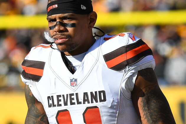 PITTSBURGH, PA - JANUARY 01: Terrelle Pryor #11 of the Cleveland Browns in action during the game against the Pittsburgh Steelers at Heinz Field on January 1, 2017 in Pittsburgh, Pennsylvania. (Photo by Joe Sargent/Getty Images) *** Local Caption *** PITTSBURGH, PA - JANUARY 01: Terrelle Pryor #11 of the Cleveland Browns in action during the game against the Pittsburgh Steelers at Heinz Field on January 1, 2017 in Pittsburgh, Pennsylvania. (Photo by Joe Sargent/Getty Images) *** Local Caption ***