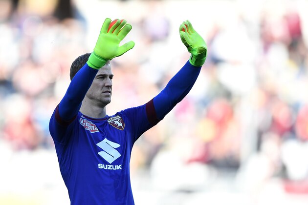 TURIN, ITALY - MARCH 05:  Joe Hart of FC Torino celebrates victory at the end of the Serie A match between FC Torino and US Citta di Palermo at Stadio Olimpico di Torino on March 5, 2017 in Turin, Italy.  (Photo by Valerio Pennicino/Getty Images)