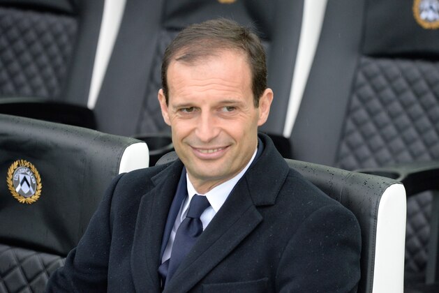 UDINE, ITALY - MARCH 05:  Head coach  of Juventus FC Massimiliano Allegri looks on during the Serie A match between Udinese Calcio and Juventus FC at Stadio Friuli on March 5, 2017 in Udine, Italy.  (Photo by Dino Panato/Getty Images)