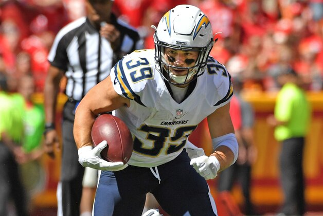 KANSAS CITY, MO - SEPTEMBER 11:  Running back Danny Woodhead #39 of the San Diego Chargers rushes up field against the Kansas City Chiefs during the first half on September 11, 2016 at Arrowhead Stadium in Kansas City, Missouri.  (Photo by Peter G. Aiken/Getty Images)