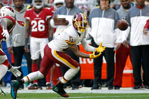 GLENDALE, AZ - DECEMBER 04:  DeSean Jackson #11 of the Washington Redskins reaches out to catch a pass against the Arizona Cardinals during the first quarter of game at University of Phoenix Stadium on December 4, 2016 in Glendale, Arizona. The Cardinals defeated the Redskins 31-23. (Photo by Ralph Freso/Getty Images)