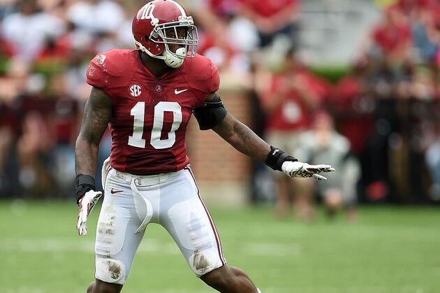 TUSCALOOSA, AL - APRIL 18:  Reuben Foster #10 of the Crimson team reacts to a play during the University of Alabama Crimson Tide A-day spring game at Bryant-Denny Stadium on April 18, 2015 in Tuscaloosa, Alabama.  (Photo by Stacy Revere/Getty Images)