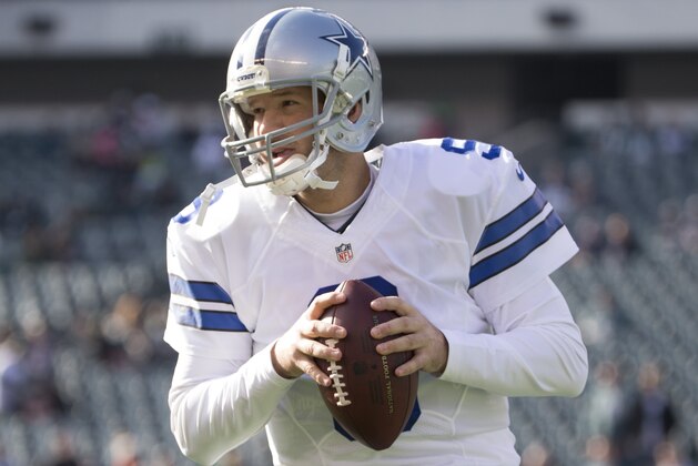 PHILADELPHIA, PA - JANUARY 1: Tony Romo #9 of the Dallas Cowboys warms up prior to the game against the Philadelphia Eagles at Lincoln Financial Field on January 1, 2017 in Philadelphia, Pennsylvania. The Eagles defeated the Cowboys 27-13. (Photo by Mitchell Leff/Getty Images)