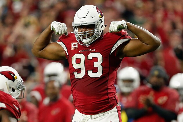 GLENDALE, AZ - DECEMBER 27:  Defensive ends Calais Campbell #93 of the Arizona Cardinals celebrates after a sack on quarterback Aaron Rodgers (not pictured) of the Green Bay Packers during the third quarter of the NFL game at the University of Phoenix Stadium on December 27, 2015 in Glendale, Arizona. The Cardinals defeated the Packers 38-8.  (Photo by Christian Petersen/Getty Images)