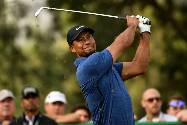 DUBAI, UNITED ARAB EMIRATES - FEBRUARY 02:  Tiger Woods of the USA on the par four 11th tee during the first round of the Omega Dubai Desert Classic at Emirates Golf Club on February 2, 2017 in Dubai, United Arab Emirates.  (Photo by Ross Kinnaird/Getty Images)