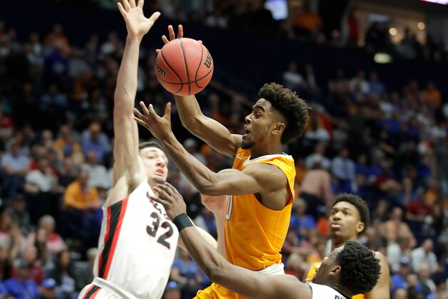 NASHVILLE, TN - MARCH 09:  Jordan Bone #0 of the Tennessee Volunteers shoots the ball against the Georgia Bulldogs  during the second round of the SEC Basketball Tournament at Bridgestone Arena on March 9, 2017 in Nashville, Tennessee.  (Photo by Andy Lyons/Getty Images)