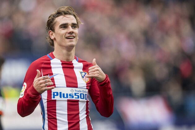 MADRID, SPAIN - MARCH 05: Antoine Griezmann of Atletico de Madrid celebrates during the match Atletico de Madrid vs Valencia CF, a La Liga match at the Estadio Vicente Calderon on 05 March 2017 in Madrid, Spain. (Photo by Power Sport Images/Getty Images)