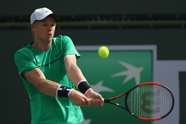 INDIAN WELLS, CA - MARCH 10:  Kyle Edmund of Great Britain plays a backhand during his first round match against Gastao Elias of Portugal during day five of the BNP Paribas Open at Indian Wells Tennis Garden on March 10, 2017 in Indian Wells, California.  (Photo by Clive Brunskill/Getty Images)