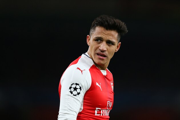 LONDON, ENGLAND - MARCH 07: Alexis Sanchez of Arsenal during the UEFA Champions League Round of 16 second leg match between Arsenal FC and FC Bayern Muenchen at Emirates Stadium on March 7, 2017 in London, United Kingdom. (Photo by Catherine Ivill - AMA/Getty Images)