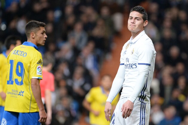 MADRID, SPAIN - MARCH 1:  James Rodriguez, #10 of Real Madrid during the La Liga match between Real Madrid CF v UD Las Palmas at  Santiago Bernabeu on March 1, 2017 in Madrid, Spain. (Photo by Sonia Canada/Getty Images)