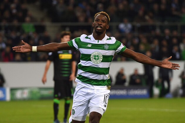 Celtic's French striker Moussa Dembele celebrates scoring the equalizer from the penalty spot during the UEFA Champions league Group C football match between Borussia Moenchengladbach and Celtic in Moenchengladbach, western Germany on November 1, 2016. / AFP / PATRIK STOLLARZ        (Photo credit should read PATRIK STOLLARZ/AFP/Getty Images)