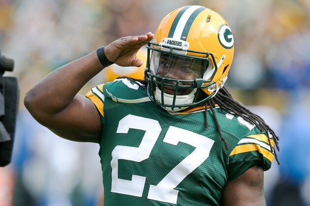 GREEN BAY, WI - SEPTEMBER 25:  Eddie Lacy #27 of the Green Bay Packers salutes before the game against the Detroit Lions at Lambeau Field on September 25, 2016 in Green Bay, Wisconsin. (Photo by Dylan Buell/Getty Images)