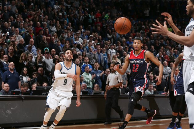 MINNEAPOLIS, MN - MARCH 13:  Ricky Rubio #9 of the Minnesota Timberwolves tallies his nineteenth assist during a game against the Washington Wizards. setting a franchise record on March 13, 2017 at Target Center in Minneapolis, Minnesota. NOTE TO USER: User expressly acknowledges and agrees that, by downloading and/or using this photograph, user is consenting to the terms and conditions of the Getty Images License Agreement. Mandatory Copyright Notice: Copyright 2017 NBAE (Photo by David Sherman/NBAE via Getty Images)