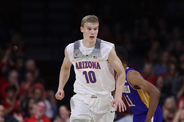 TUCSON, AZ - NOVEMBER 15:  Lauri Markkanen #10 of the Arizona Wildcats during the college basketball game against the Cal State Bakersfield Roadrunners at McKale Center on November 15, 2016 in Tucson, Arizona.  (Photo by Christian Petersen/Getty Images)