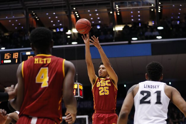 Mar 15, 2017; Dayton, OH, USA; USC Trojans forward Bennie Boatwright (25) shoots the ball in the first half against the Providence Friars in the first four of the 2017 NCAA Tournament at Dayton Arena. Mandatory Credit: Rick Osentoski-USA TODAY Sports