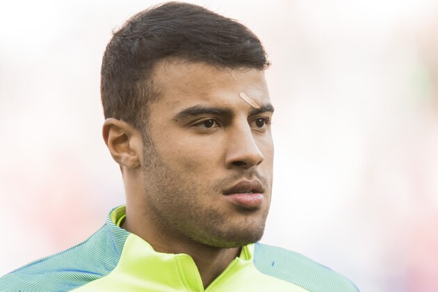 MADRID, SPAIN - FEBRUARY 26: Rafael Alcantara Do Nascimento, Rafinha, of FC Barcelona prior to the La Liga match between Atletico de Madrid and FC Barcelona at the Santiago Bernabeu Stadium on 26 February 2017 in Madrid, Spain. (Photo by Power Sport Images/Getty Images)