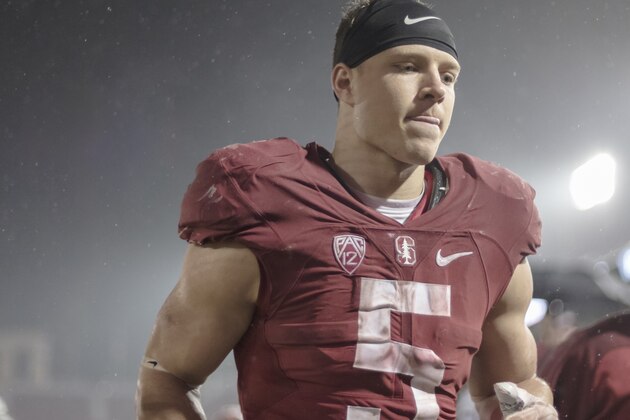 PALO ALTO, CA - NOVEMBER 26:  Christian McCaffrey #5 of the Stanford Cardinal leaves the stadium after an NCAA football game against the Rice Owls played on November 26, 2016 at Stanford Stadium in Palo Alto, California.  (Photo by David Madison/Getty Images)