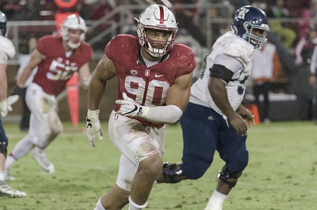 PALO ALTO, CA - NOVEMBER 26:  Solomon Thomas #90 of the Stanford Cardinal plays defense in an NCAA football game against the Rice Owls played on November 26, 2016 at Stanford Stadium in Palo Alto, California.  (Photo by David Madison/Getty Images)