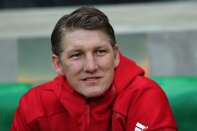 SAINT-ETIENNE, FRANCE - FEBRUARY 22:  Bastian Schweinsteiger of Manchester United during the UEFA Europa League Round of 32 second leg match between AS Saint-Etienne and Manchester United at Stade Geoffroy-Guichard on February 22, 2017 in Saint-Etienne, France.  (Photo by Christopher Lee/Getty Images)